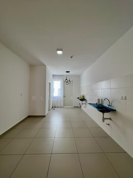 2-storey Terraced House for Rent in Bandar Sri Sendayan (Negeri Sembilan) - OLIVIA OH - Kitchen - PropertyGuru.com.my