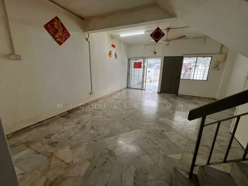 2-storey Terraced House for Sale in BANDAR PUCHONG JAYA (Puchong) - Michelle Boh - Living Room - PropertyGuru.com.my