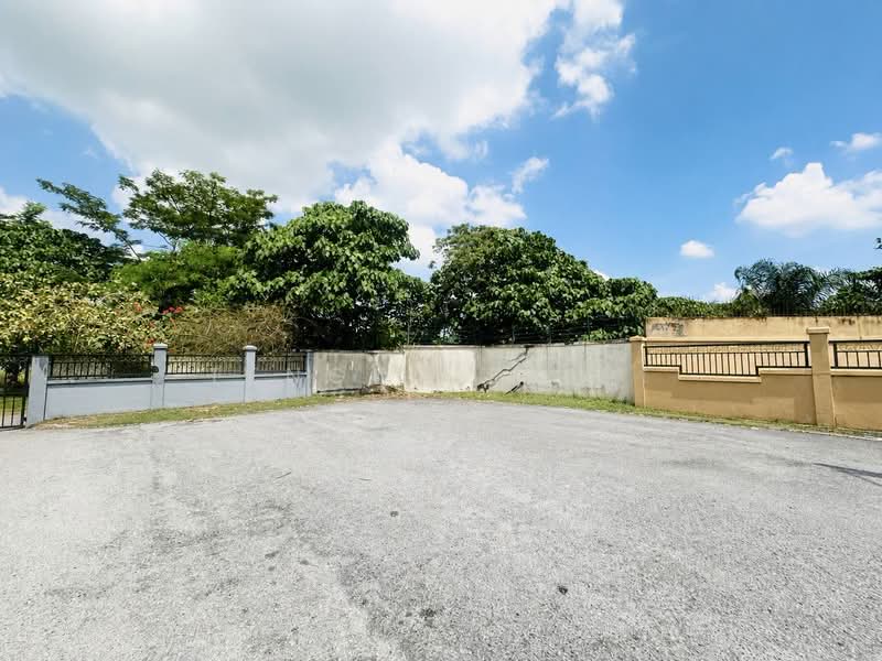 Rumah Berkembar untuk Dijual di Taman Taming Maju (Cheras) - Tengku Zairi - PropertyGuru.com.my