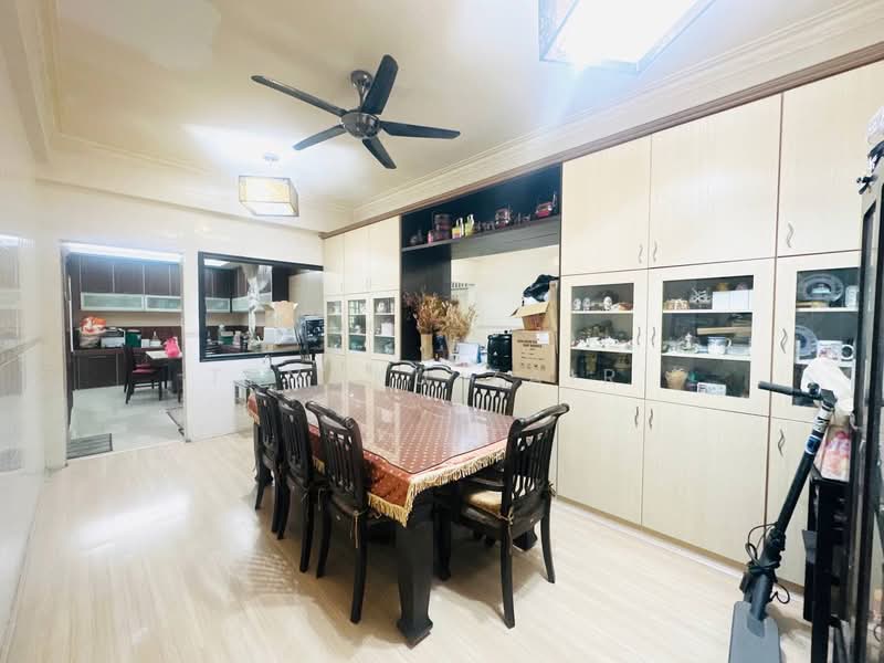 Rumah Berkembar untuk Dijual di Taman Taming Maju (Cheras) - Tengku Zairi - PropertyGuru.com.my