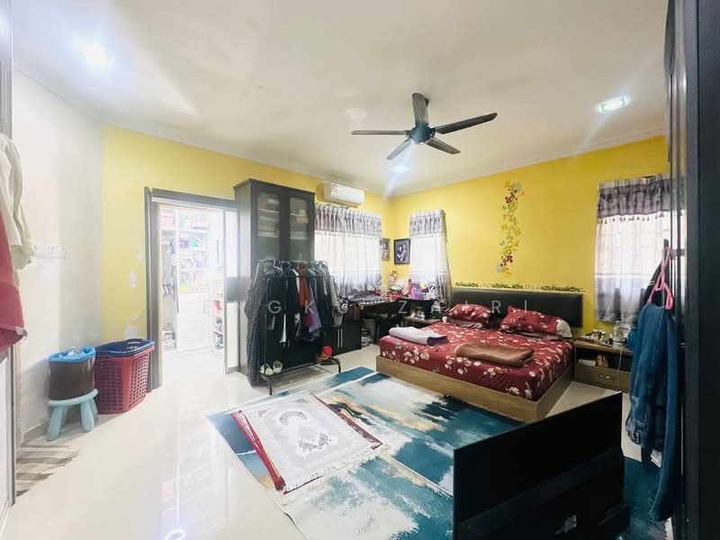 Rumah Berkembar untuk Dijual di Taman Taming Maju (Cheras) - Tengku Zairi - PropertyGuru.com.my
