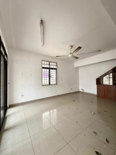 Rumah Teres 2 Tingkat untuk Disewa di Permas Jaya (Johor) - Wendy Wong - Living Room - PropertyGuru.com.my
