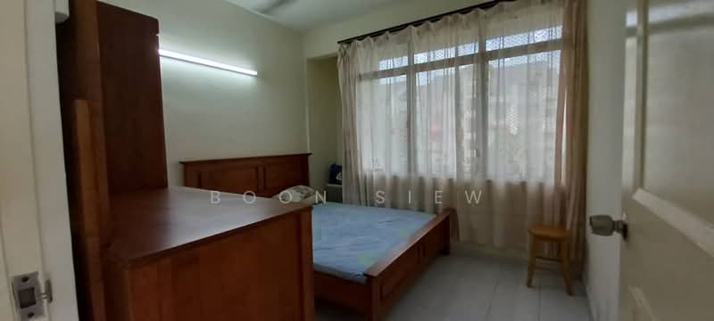Pangsapuri untuk Dijual di Lavinia Apartments - Boon Siew - Bedroom - PropertyGuru.com.my