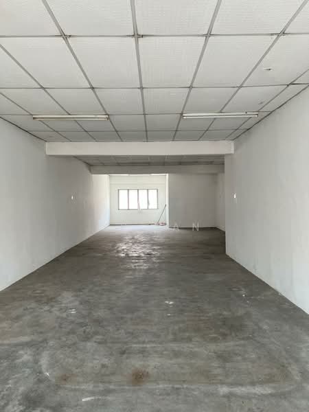 Kedai untuk Disewa di Bandar Baru Salak Tinggi (Sepang) - YP Tan - Interior - PropertyGuru.com.my