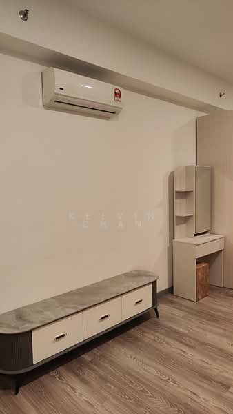 Service Residence for Rent at Southlink - Kelvin Chan - dressing table - PropertyGuru.com.my