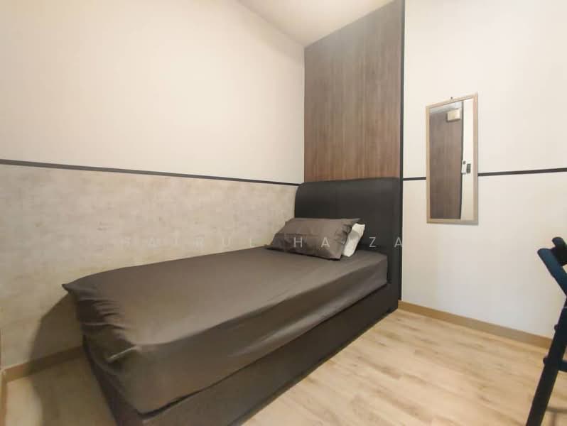 Servis Apartment untuk Disewa di Emporis - Hairul Haizat - Bedroom - PropertyGuru.com.my