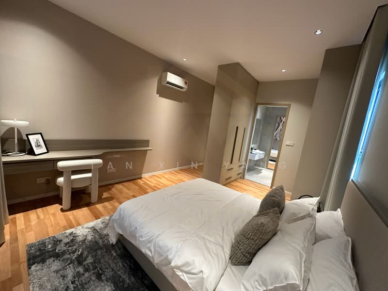 Kondominium untuk Dijual di Waterstone - Tan Xin Yang - Bedroom - PropertyGuru.com.my