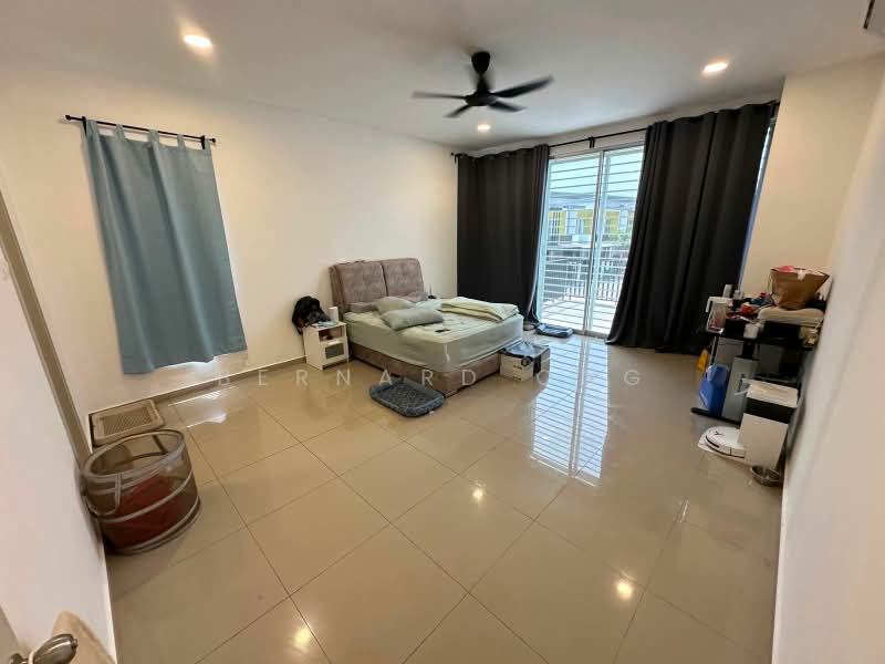 Rumah Teres 2 Tingkat untuk Dijual di Bandar Tasik Puteri (Rawang) - Bernard Ong - Bedroom - PropertyGuru.com.my