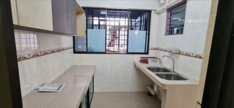 Flat for Rent at Sri Lanang - Ewe Bee Leng - Kitchen - PropertyGuru.com.my