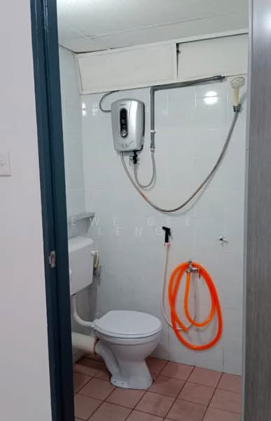 Flat for Rent at Sri Lanang - Ewe Bee Leng - Bathroom - PropertyGuru.com.my