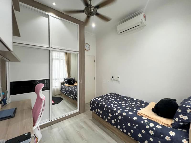 Rumah Teres 2 Tingkat untuk Dijual di Eco Grandeur (Puncak Alam) - Khairul Syafiq - PropertyGuru.com.my