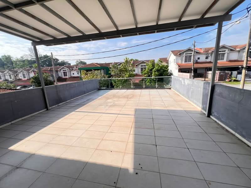 2-storey Terraced House for Sale in Taman Desa Mas (Rawang) - SK Luk - Exterior - PropertyGuru.com.my