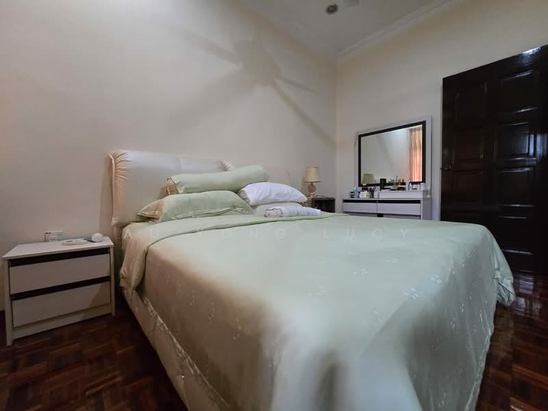Rumah Teres 2 Tingkat untuk Dijual di Taman Johor Jaya (Johor Bahru) - Au Yong Lucy - Bedroom - PropertyGuru.com.my
