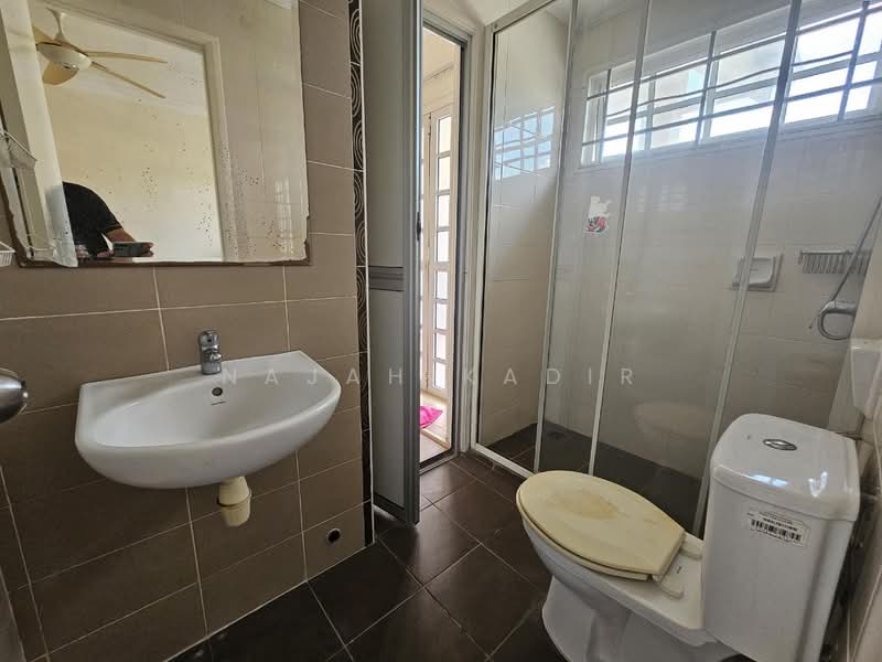 Rumah Teres 2.5 Tingkat untuk Disewa di Presint 18 (Putrajaya) - Najah Kadir - Bathroom - PropertyGuru.com.my
