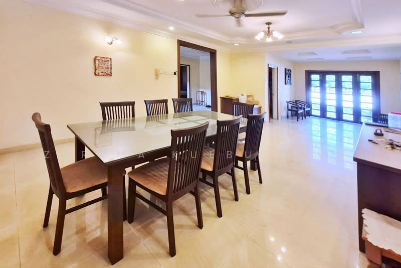 Rumah Banglo untuk Dijual di Seksyen 5 (Kota Damansara) - Zarema Kulbuzheva - Dining Room - PropertyGuru.com.my