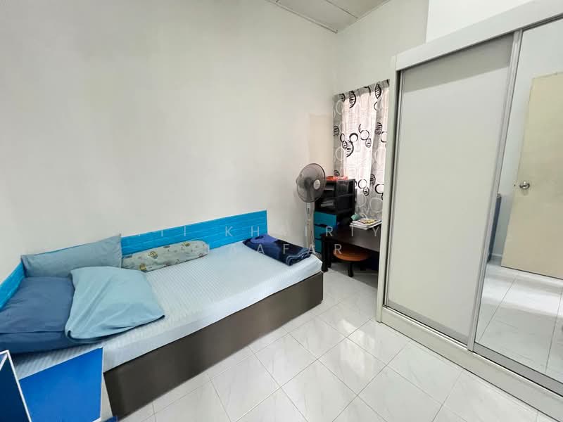 Rumah Teres 2 Tingkat untuk Dijual di U5, Taman Subang Bestari (Shah Alam) - SITI KHAIRIYAH JAAFAR - Bedroom - PropertyGuru.com.my