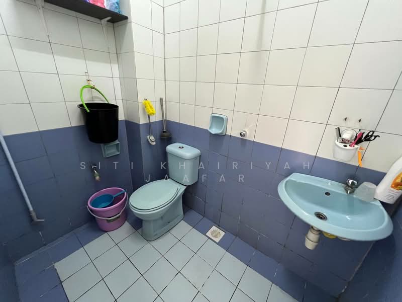 Rumah Teres 2 Tingkat untuk Dijual di U5, Taman Subang Bestari (Shah Alam) - SITI KHAIRIYAH JAAFAR - Bathroom - PropertyGuru.com.my