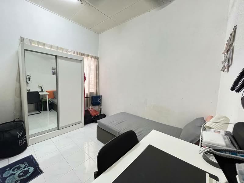 Rumah Teres 2 Tingkat untuk Dijual di U5, Taman Subang Bestari (Shah Alam) - SITI KHAIRIYAH JAAFAR - Bedroom - PropertyGuru.com.my