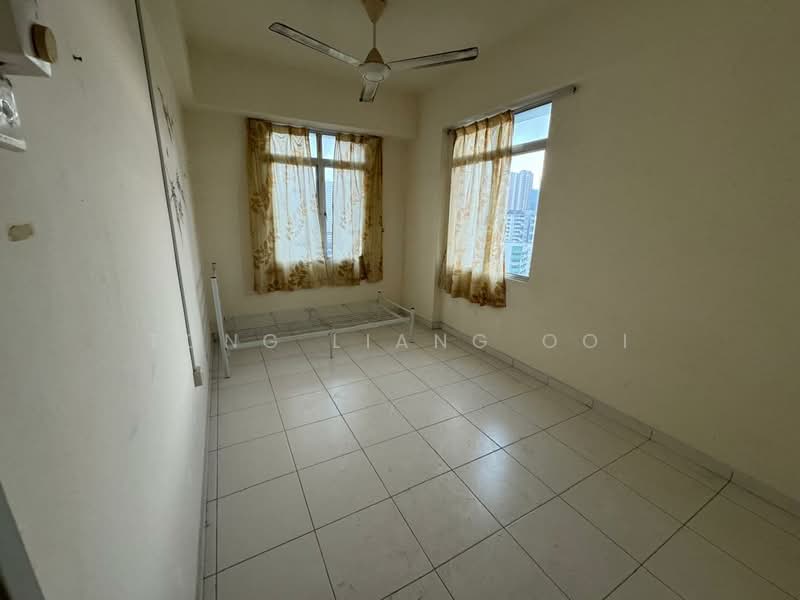 Flat for Rent at Taman Pelangi Indah - Tong Liang Ooi - Bedroom - PropertyGuru.com.my