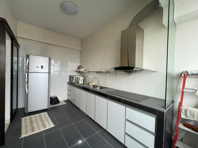 Condominium for Sale at Mutiara Oriental - Fedo Ng - Kitchen - PropertyGuru.com.my