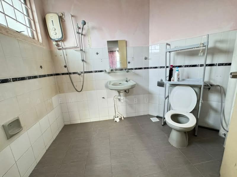 Condominium for Sale at Bam Villa - Zarema Kulbuzheva - Bathroom - PropertyGuru.com.my