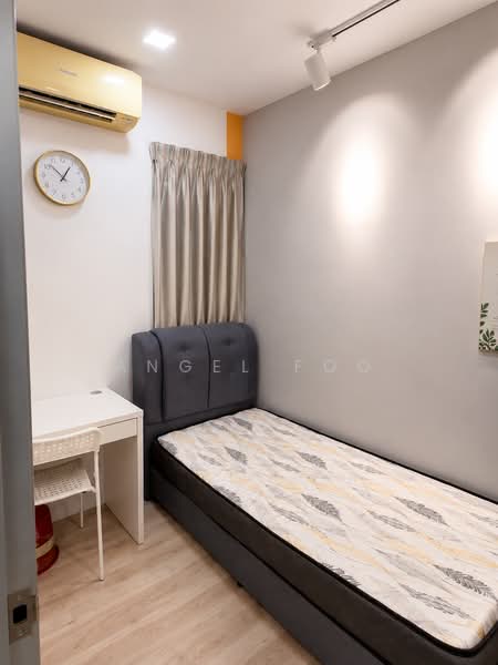 Servis Apartment untuk Dijual di Emporis - Angel Foo - Bedroom - PropertyGuru.com.my