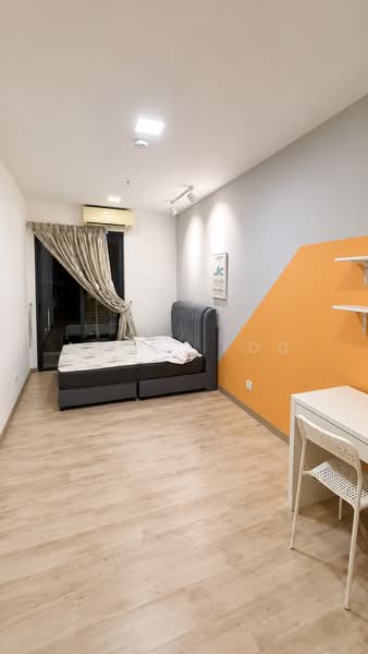 Servis Apartment untuk Dijual di Emporis - Angel Foo - Bedroom - PropertyGuru.com.my