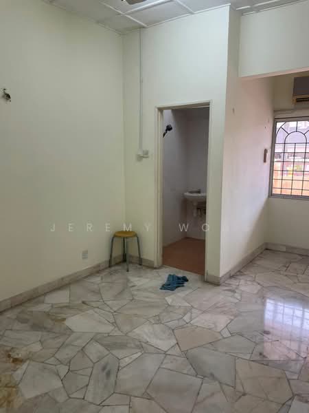 Rumah Teres untuk Dijual di Taman Mayang (Petaling Jaya) - Jeremy Wong - Interior - PropertyGuru.com.my