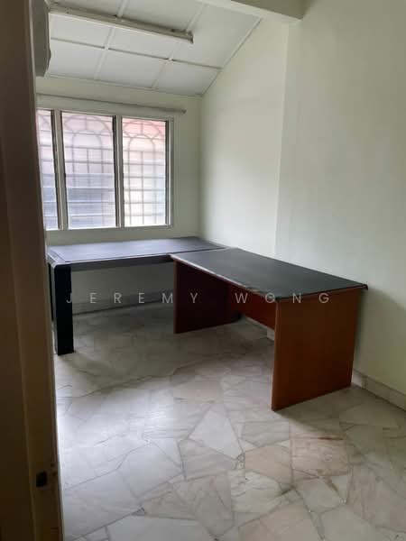 Rumah Teres untuk Dijual di Taman Mayang (Petaling Jaya) - Jeremy Wong - Study - PropertyGuru.com.my