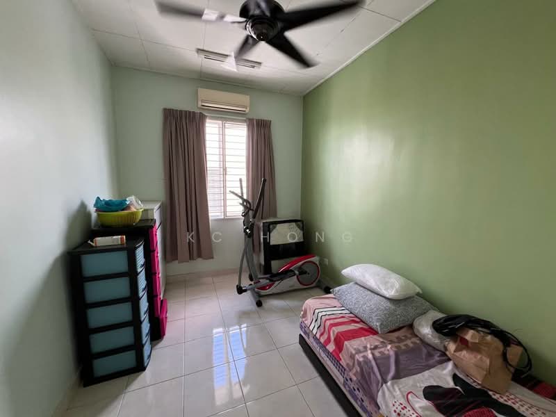 2-storey Terraced House for Rent in Setia Indah (Setia Alam) - KC Hong - Bedroom - PropertyGuru.com.my