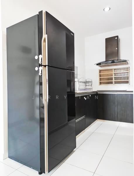 Flat for Rent at Taman Pelangi Indah - Jerry Tan - Kitchen - PropertyGuru.com.my