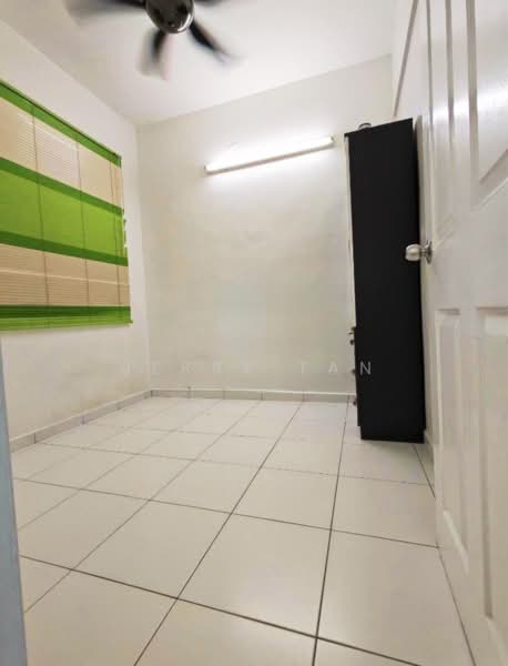 Flat for Rent at Taman Pelangi Indah - Jerry Tan - Interior - PropertyGuru.com.my