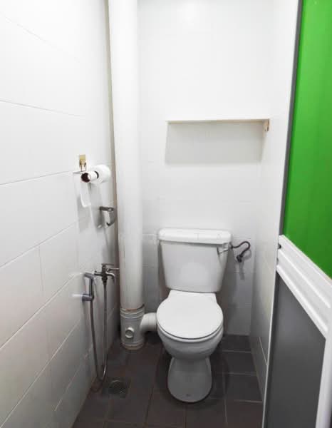 Flat for Rent at Taman Pelangi Indah - Jerry Tan - Bathroom - PropertyGuru.com.my