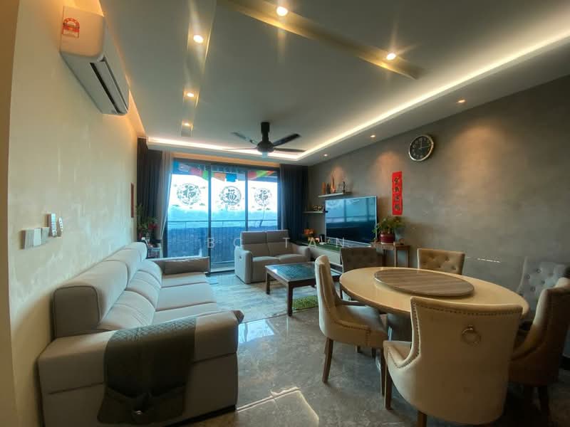 Kondominium untuk Dijual di The Henge - BC TAN - Living Room - PropertyGuru.com.my