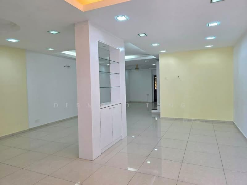 Rumah Teres 2 Tingkat untuk Dijual di Bandar Baru Selayang (Selayang) - Desmond Tang - Living Room - PropertyGuru.com.my