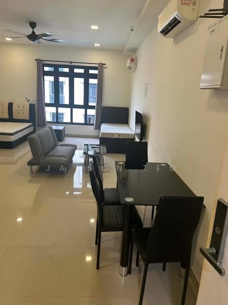 Servis Apartment untuk Disewa di Meridin Suites @ The Meridin - Jayson Teo - Living Room - PropertyGuru.com.my