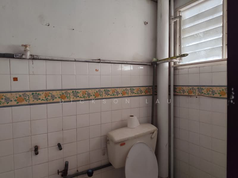 2.5-storey Terraced House for Sale in Taman Sri Sinar (Segambut) - Dickson Lau - Bathroom - PropertyGuru.com.my
