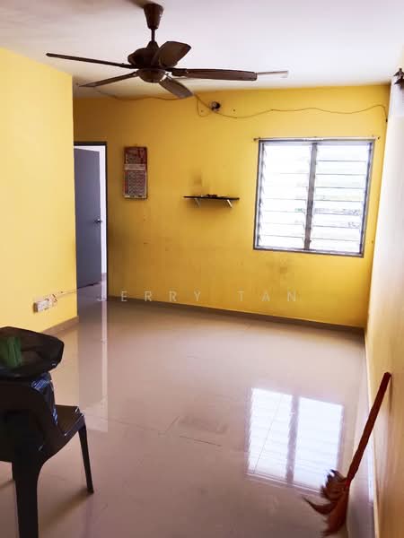 Flat for Rent at Pinang Court 2 - Jerry Tan - Interior - PropertyGuru.com.my