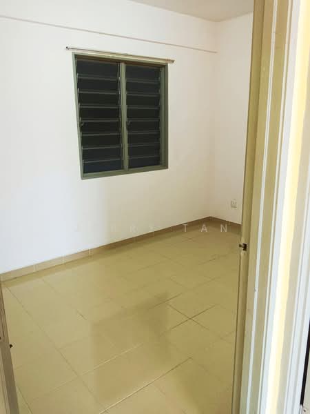 Flat for Rent at Pinang Court 2 - Jerry Tan - Interior - PropertyGuru.com.my