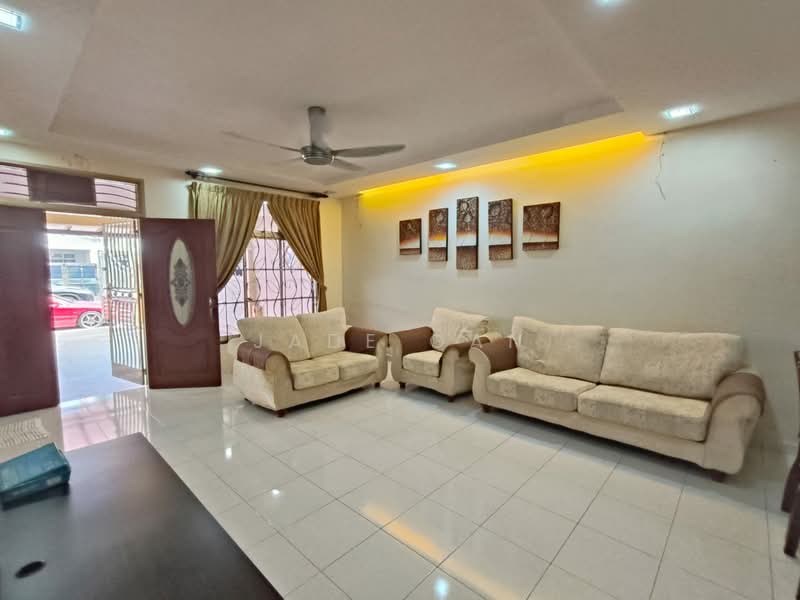 2-storey Terraced House for Rent in Bukit Indah (Iskandar Puteri (Nusajaya)) - Jade Gan - Living Room - PropertyGuru.com.my