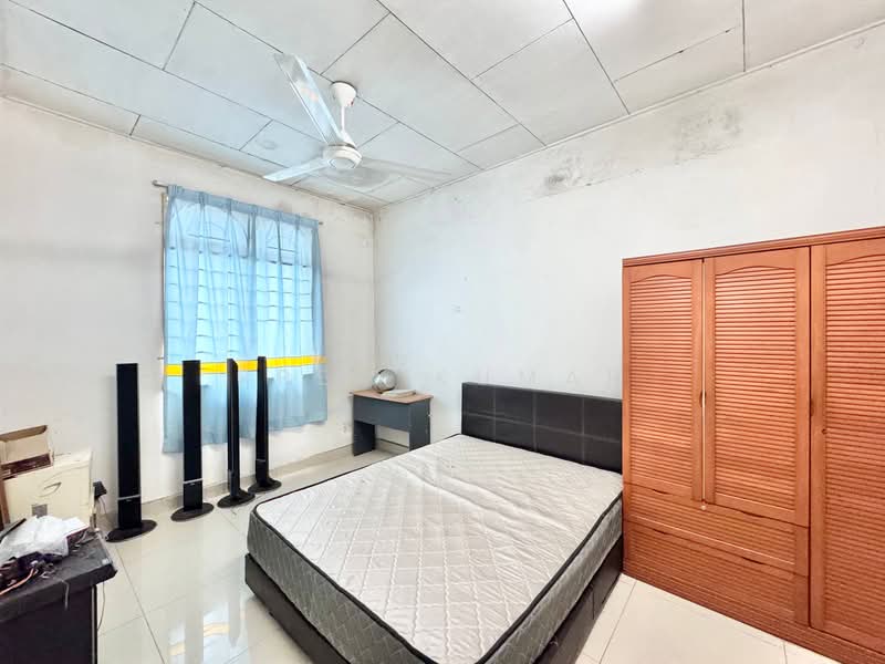 Apartment for Sale at Subang Perdana Goodyear Court 6 - Prem Kumar - Bedroom - PropertyGuru.com.my
