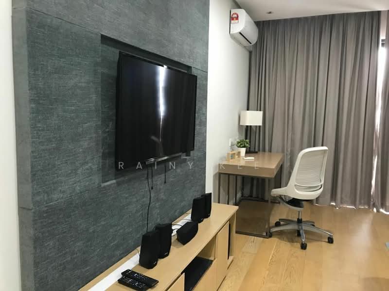 Servis Apartment untuk Dijual di Fraser Residence (188 Suites) - Rainy Kee - Study - PropertyGuru.com.my