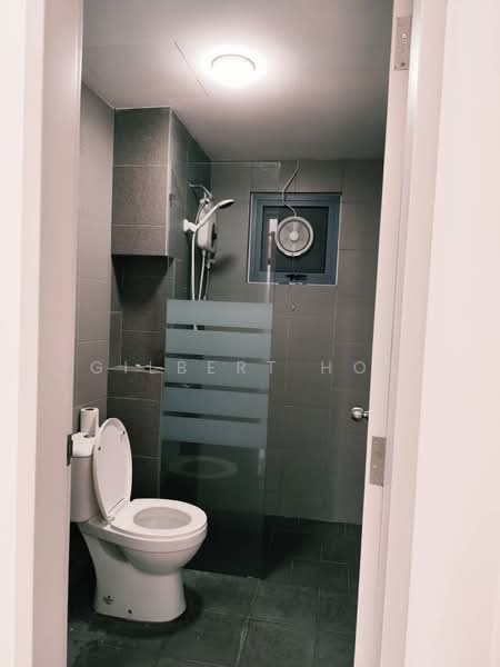 Kondominium untuk Disewa di Sky Awani Residensi 3 - Gilbert Hor - Bathroom - PropertyGuru.com.my