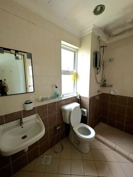 Condominium for Rent at Desa Impiana - Carlos Ng - Bathroom - PropertyGuru.com.my