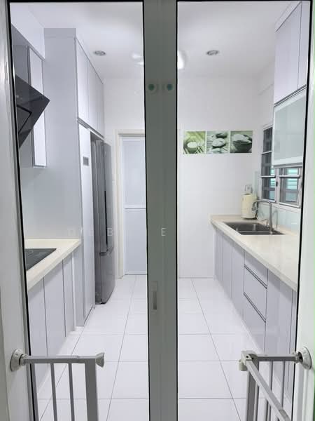 Kondominium untuk Dijual di One World 1 - Debbie Sim - PropertyGuru.com.my