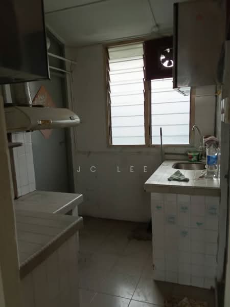 Rumah Flat untuk Dijual di Seksyen 1 Wangsa Maju Flat - JC Lee - Kitchen - PropertyGuru.com.my