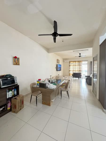 2-storey Terraced House for Sale in Taman Nusa Idaman (Iskandar Puteri (Nusajaya)) - Seven Kong - Living Room - PropertyGuru.com.my