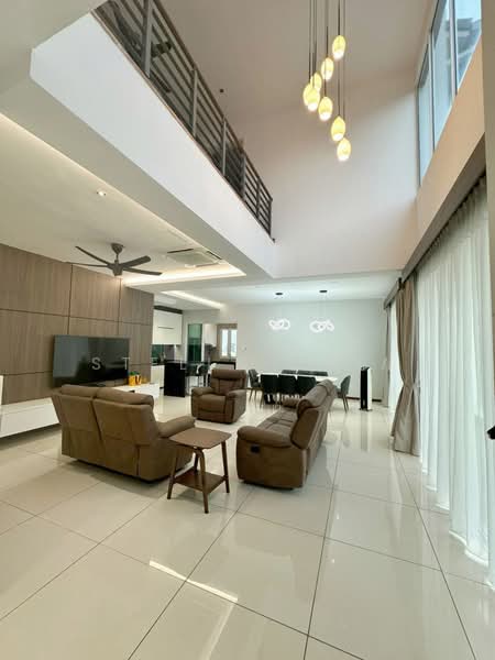 Rumah Berkembar untuk Disewa di Permas Jaya (Johor) - Stella Chia - Living Room - PropertyGuru.com.my