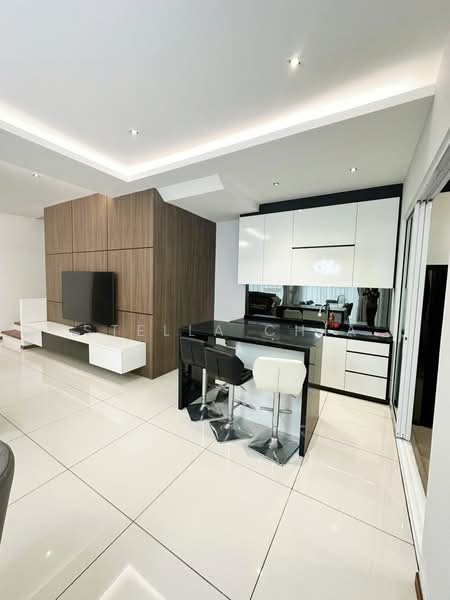 Rumah Berkembar untuk Disewa di Permas Jaya (Johor) - Stella Chia - Living Room - PropertyGuru.com.my