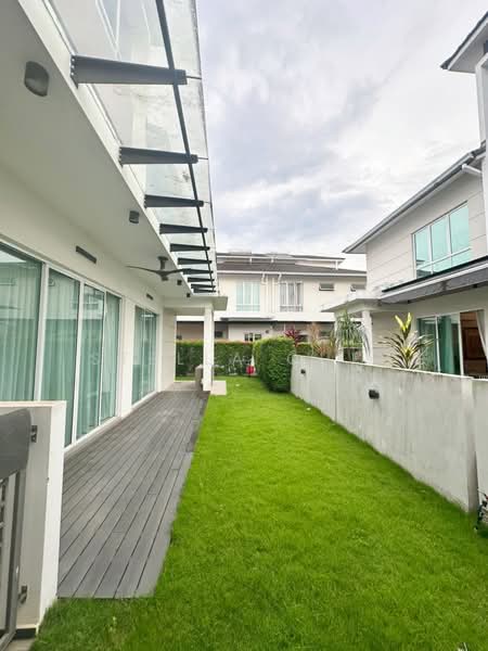 Rumah Berkembar untuk Disewa di Permas Jaya (Johor) - Stella Chia - Exterior - PropertyGuru.com.my